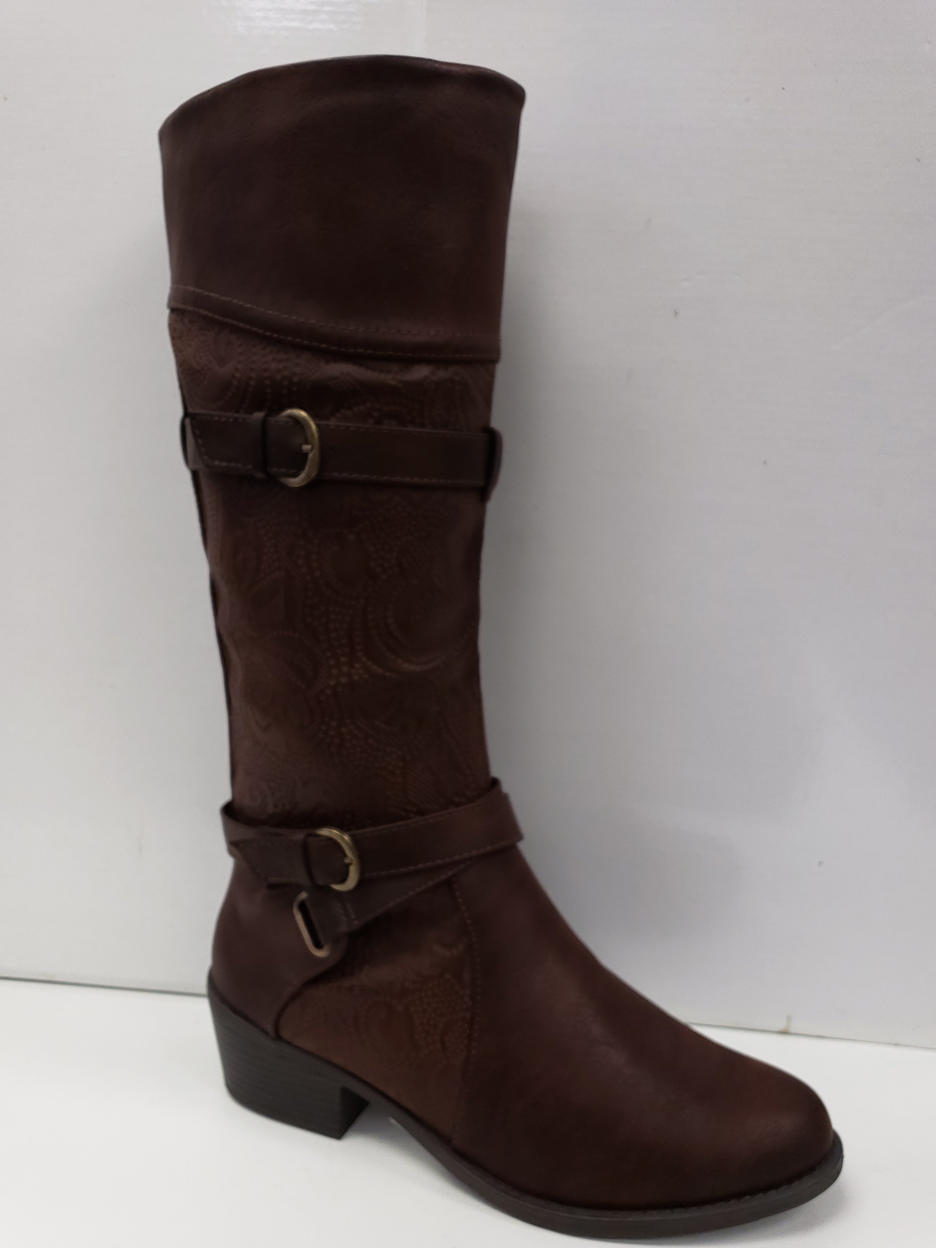 Easy Street Kelsa - Simply Wide