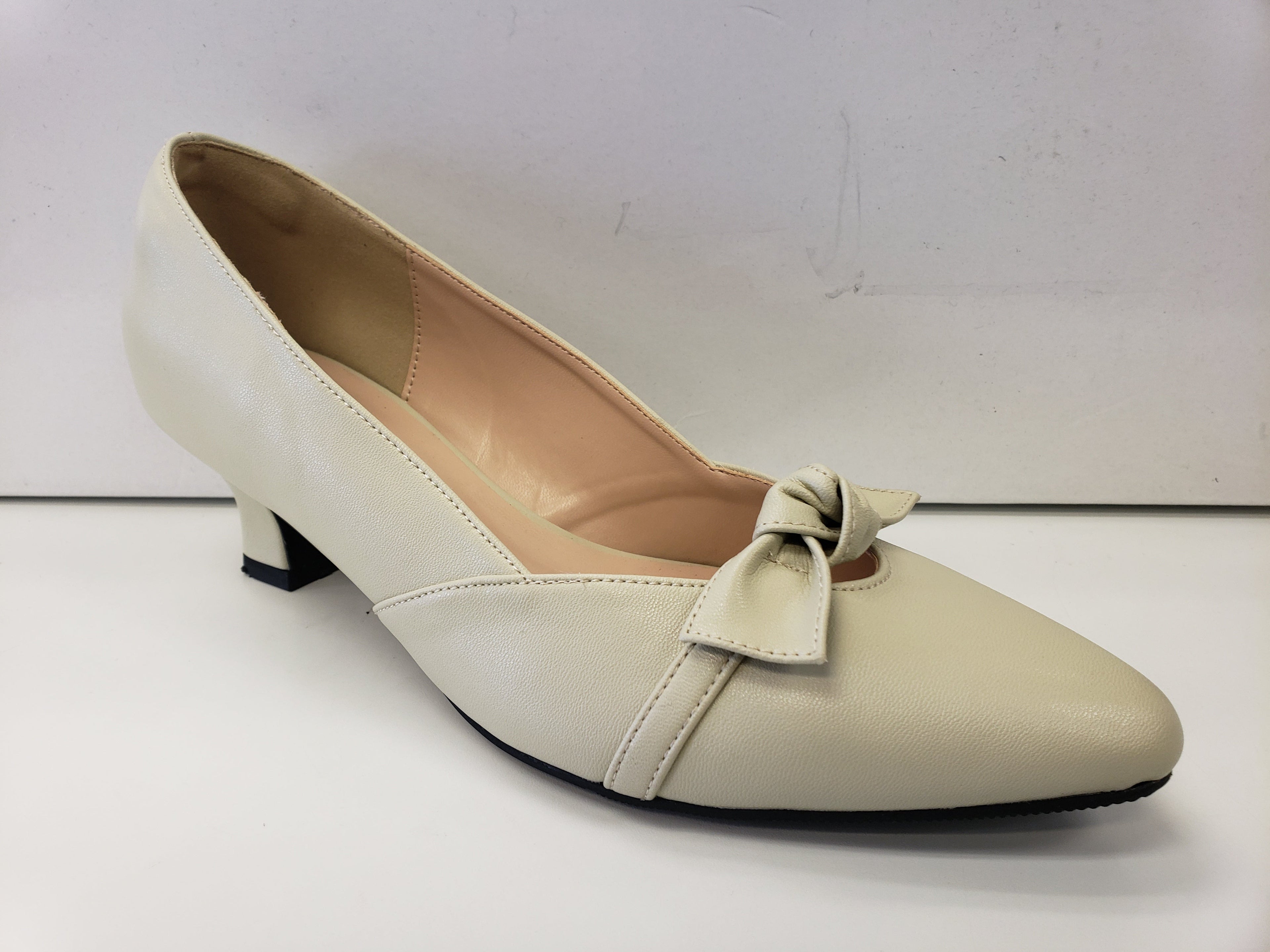 Peerage Bella LP8163 - Simply Wide