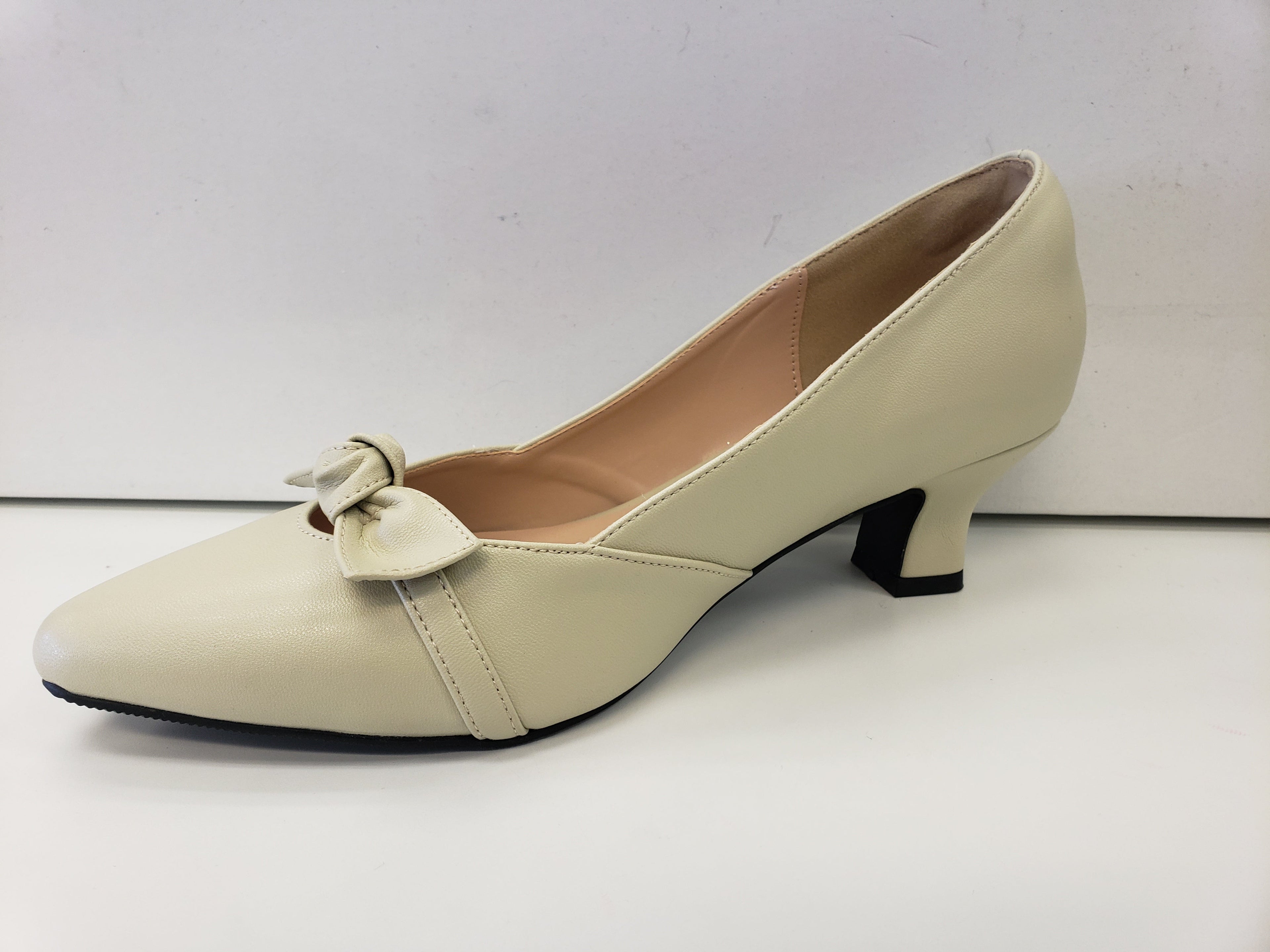 Peerage Bella LP8163 - Simply Wide