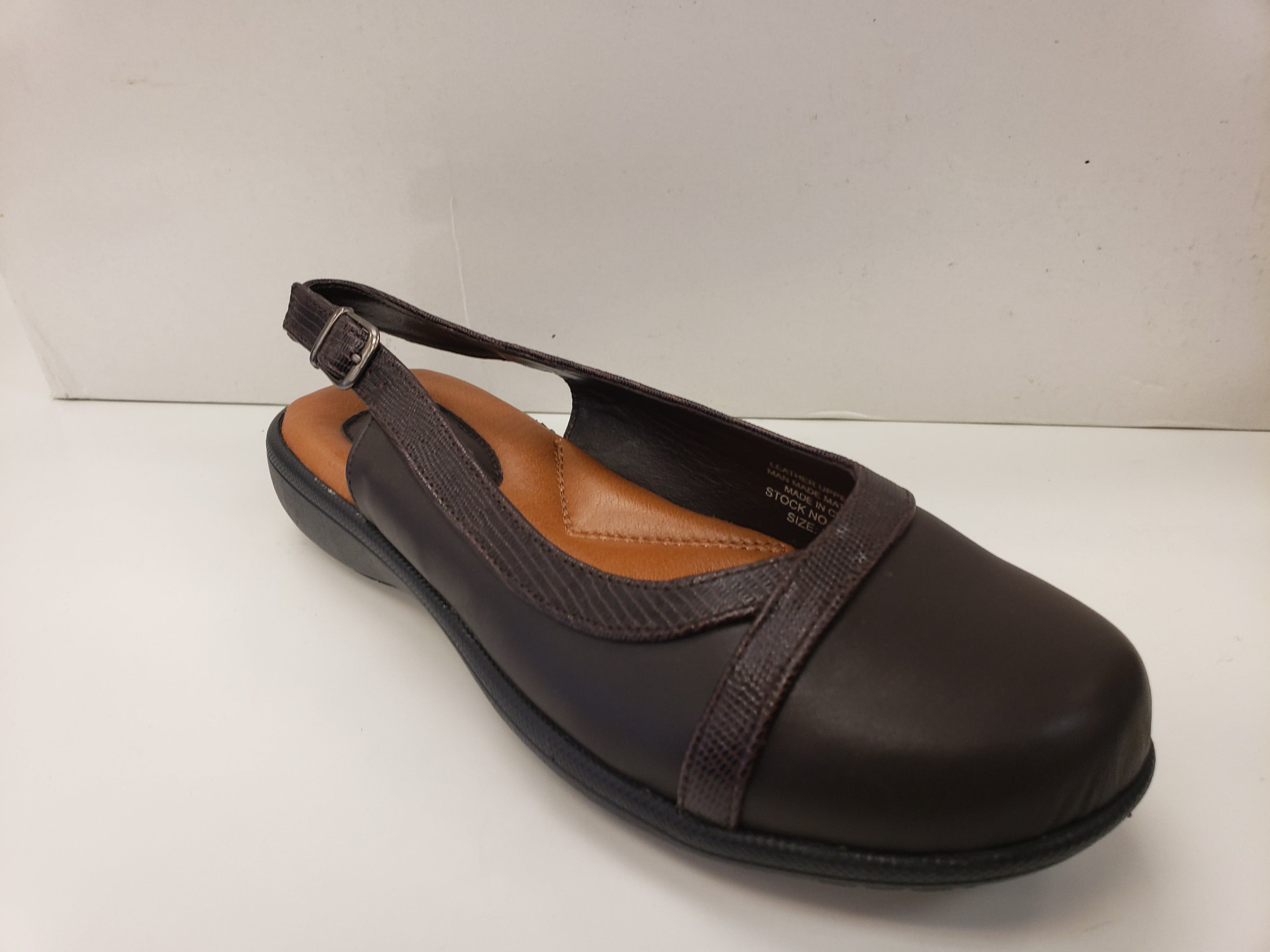PEERAGE June LC9015 - Simply Wide