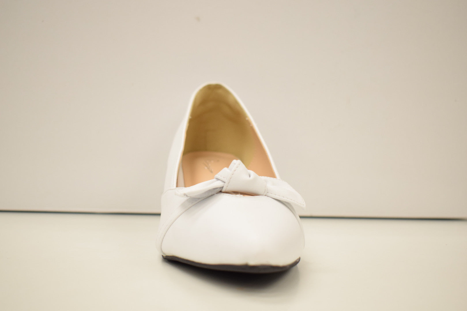 Peerage Bella LP8163 - Simply Wide