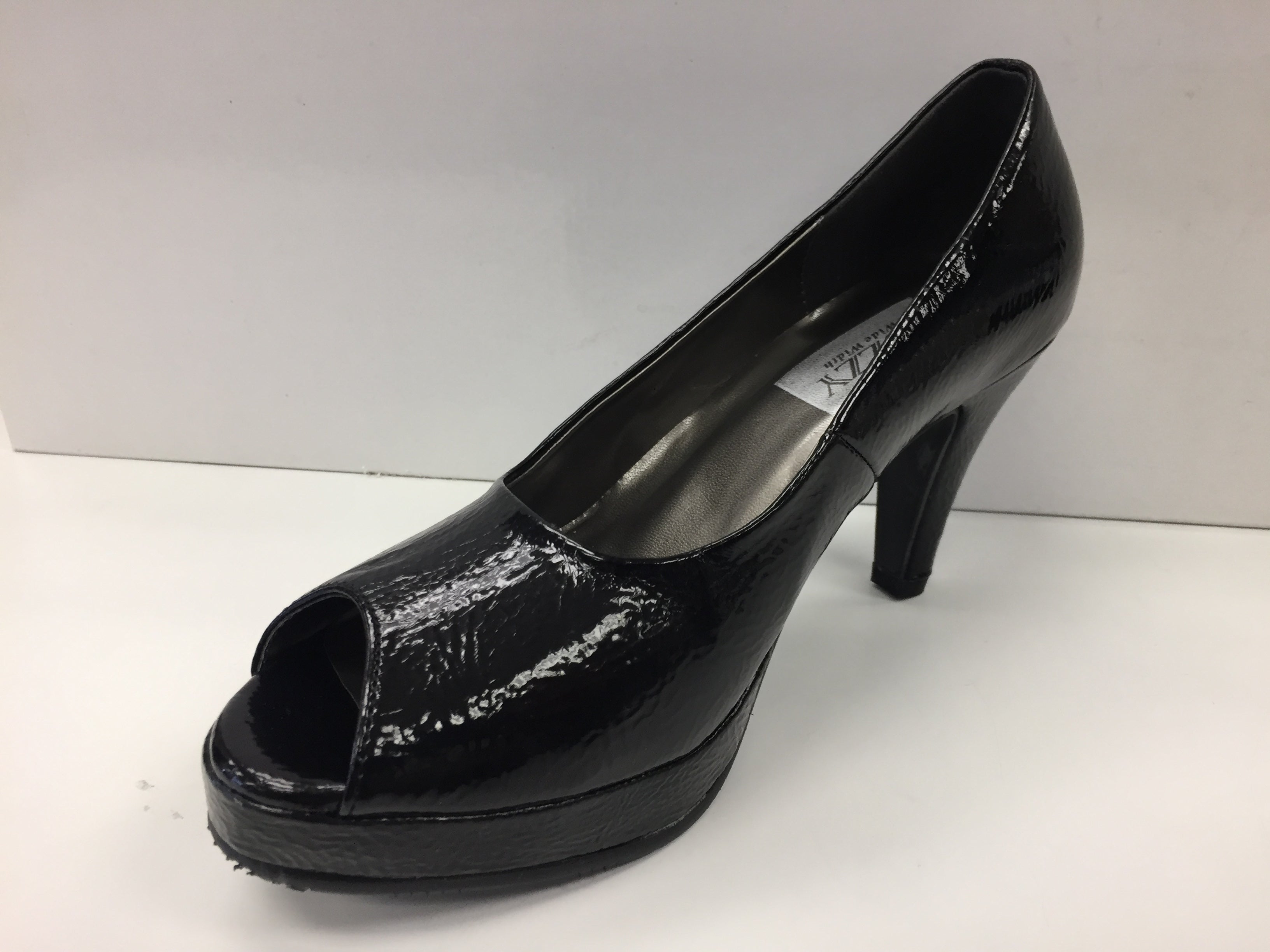PEERAGE Ruth LP8126 - Simply Wide
