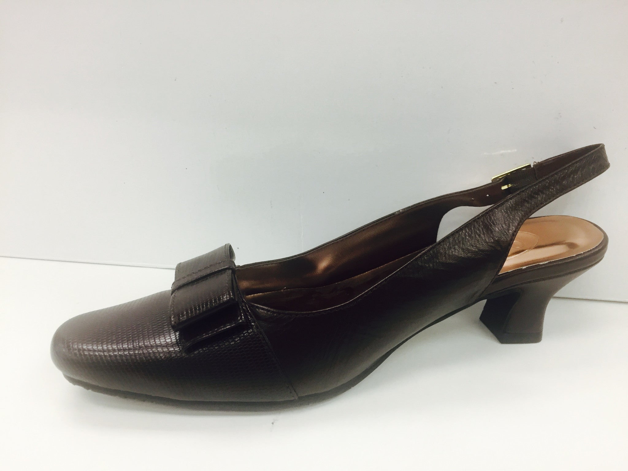 Peerage Adalyn LP8140 - Simply Wide