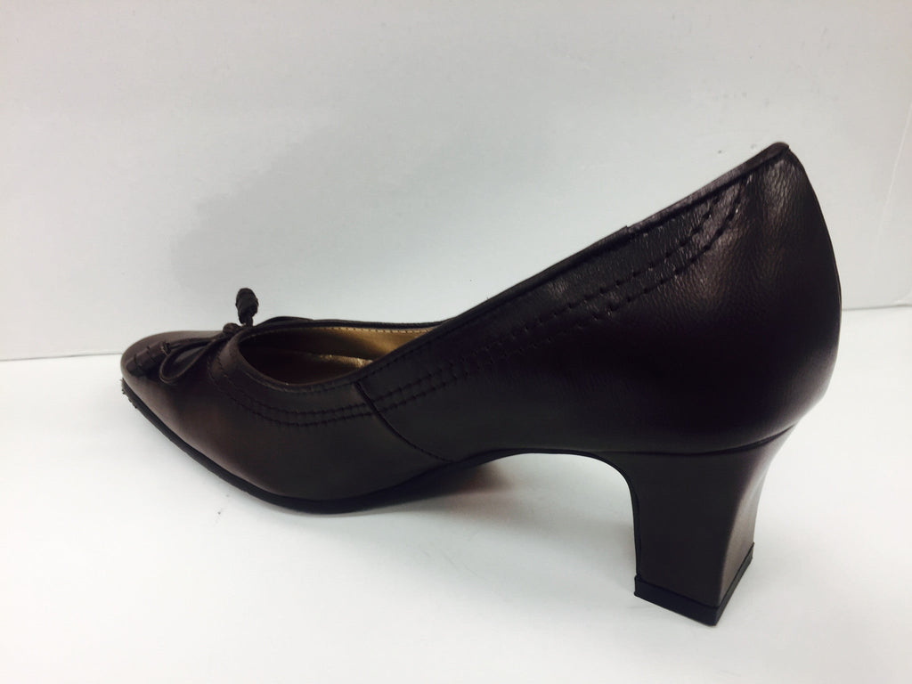 Peerage Cynthia LP8117 - Simply Wide