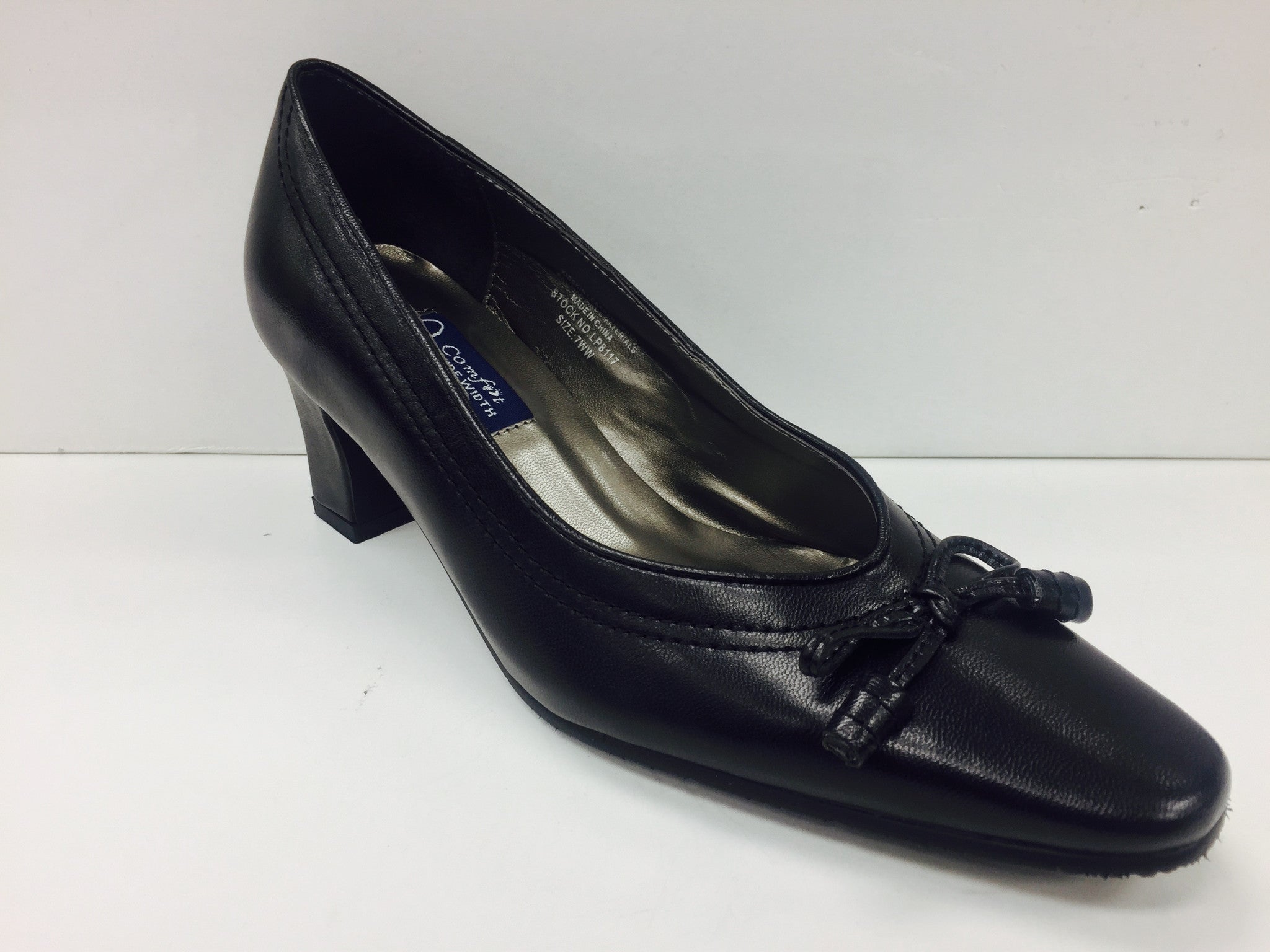Peerage Cynthia LP8117 - Simply Wide