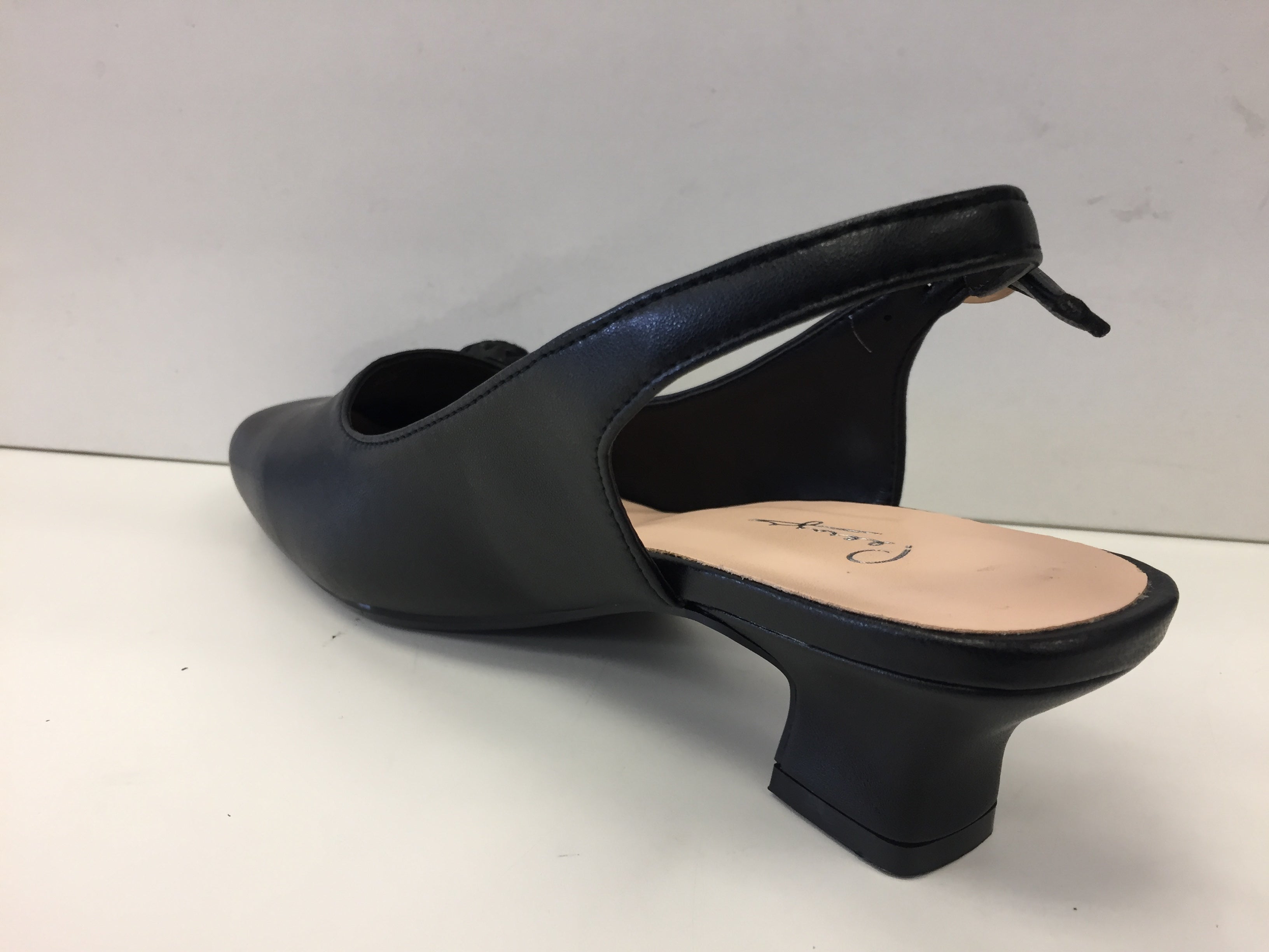 Peerage Lp8173 Cheryl - Simply Wide