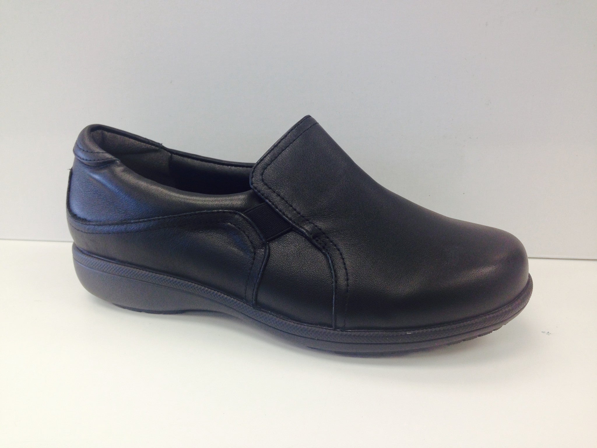 Peerage LC9012 - Simply Wide