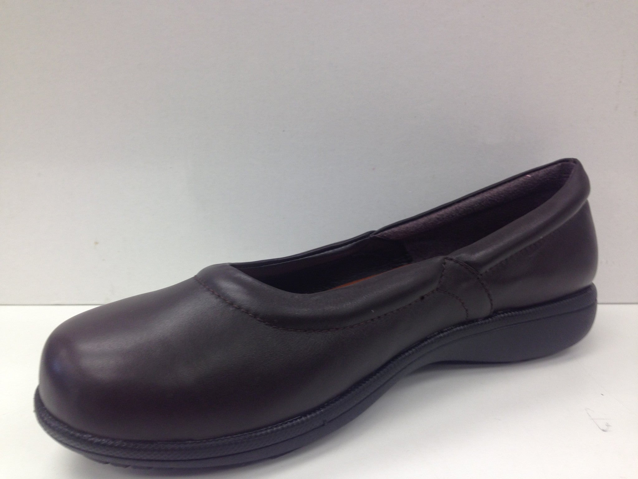 Peerage LC9016 - Simply Wide