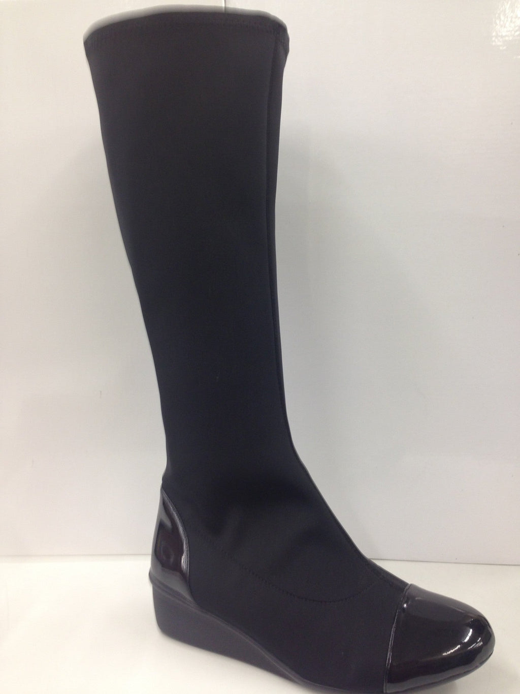 Ros Hommerson Ebony - Simply Wide - 2