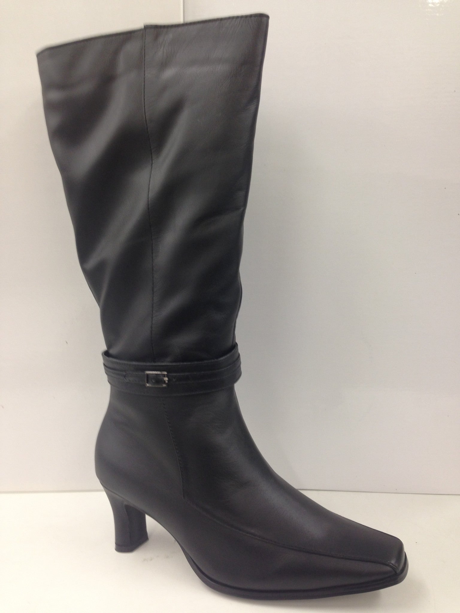 Peerage LB7058 - Simply Wide - 1