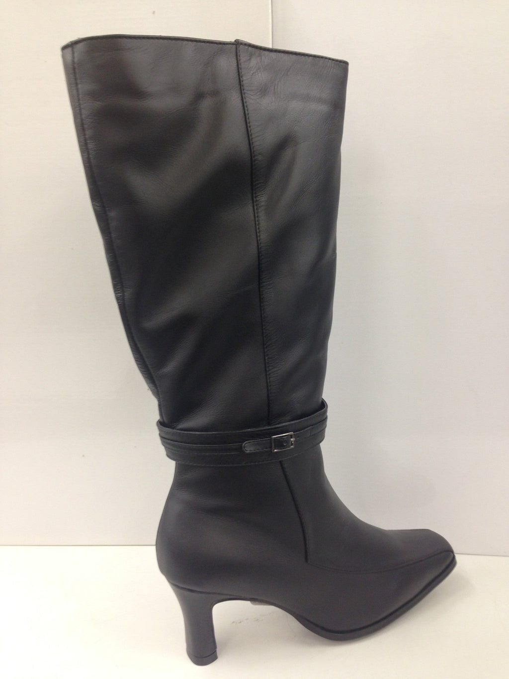 Peerage LB7058 - Simply Wide - 4