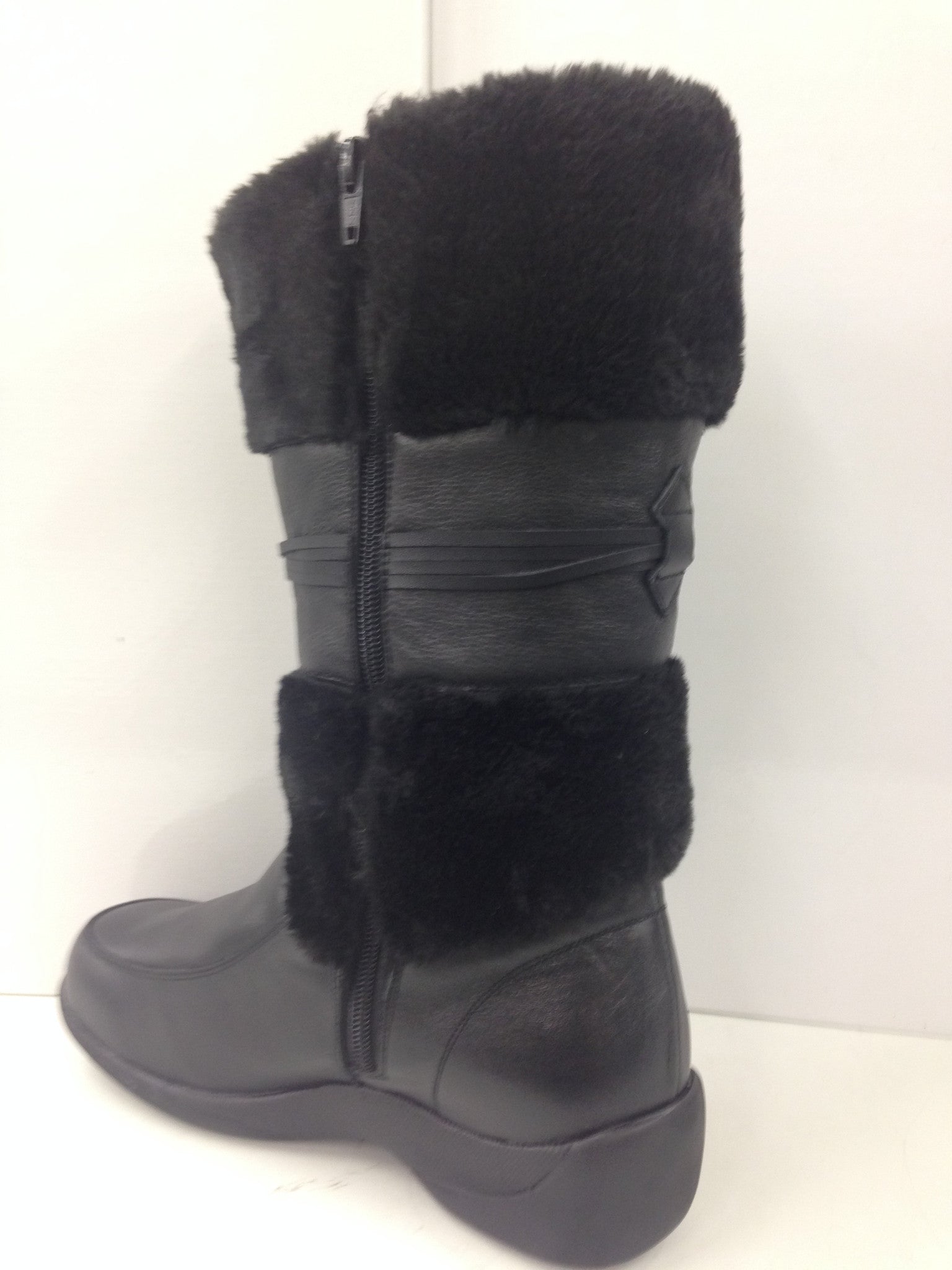 Peerage LB7065 - Simply Wide - 4